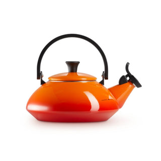 Le Creuset Zen kettle Le Creuset Flame - Buy now on ShopDecor - Discover the best products by LECREUSET design