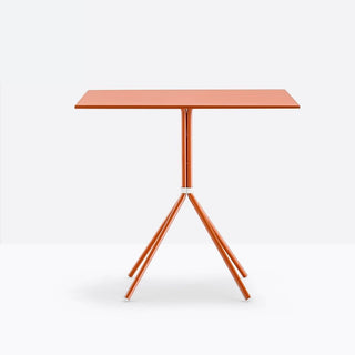 Pedrali Nolita 5454 table with top 60x60 cm. Pedrali Orange AR500E - Buy now on ShopDecor - Discover the best products by PEDRALI design