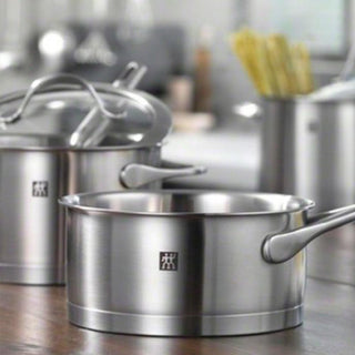 Zwilling Essence Cookware Set of 9 pieces - 5 pots - 4 lids Steel - Buy now on ShopDecor - Discover the best products by ZWILLING design